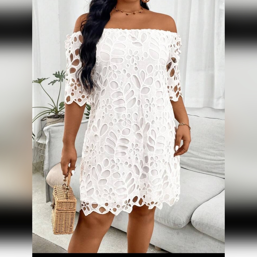 Scalloped Lace Dress